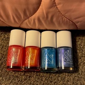 Olive & June Electric Eels Collection